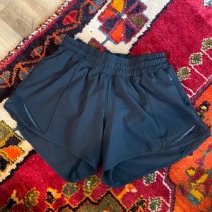 Lululemon shorts size 4